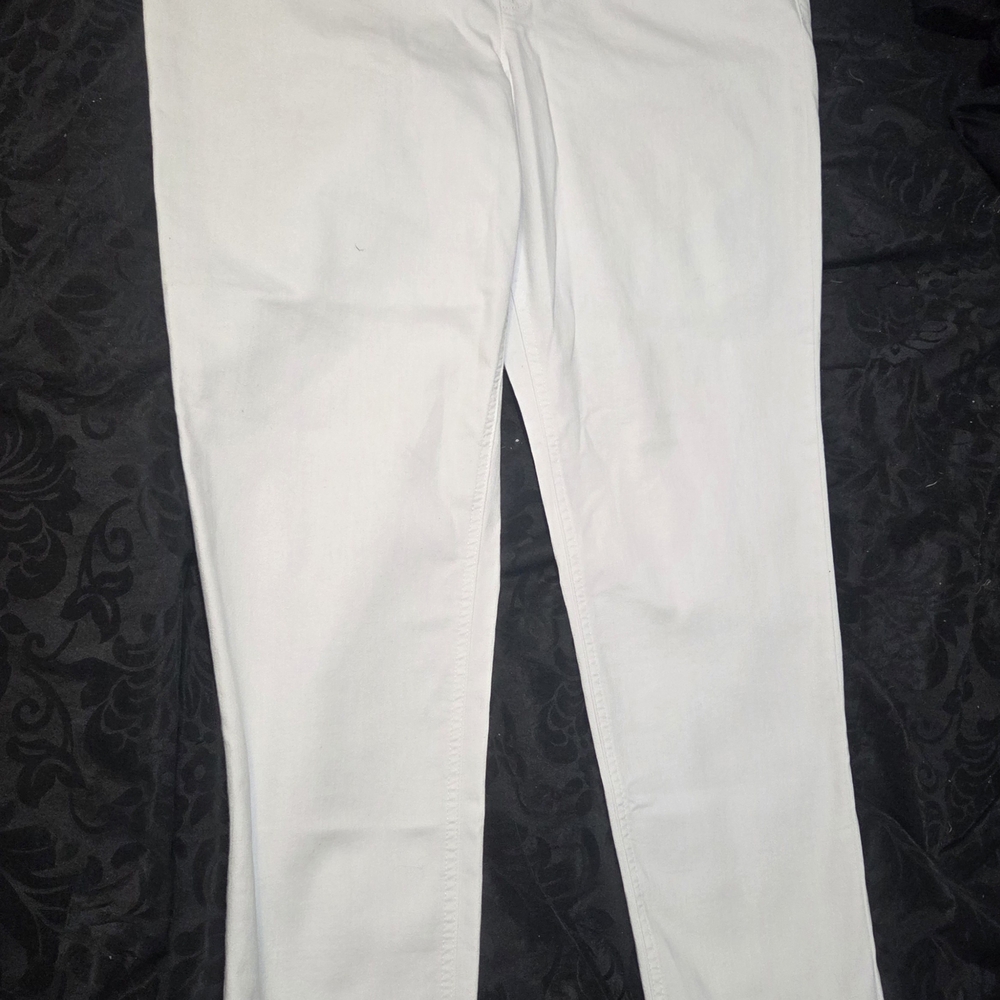 Chico's White Size 16 Cotton-Poly Blend Straight Leg Jeans